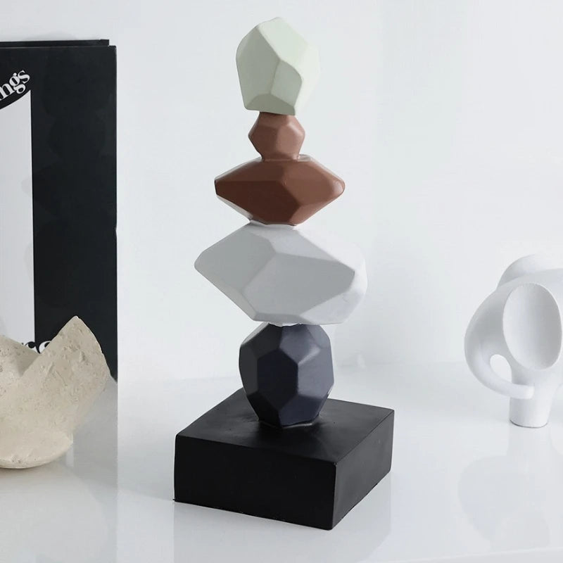 Luxury Ornaments Modern Bedroom Ornament Interior Aesthetic Living Room Figurines Elegant Desk Accessories Home Decorations