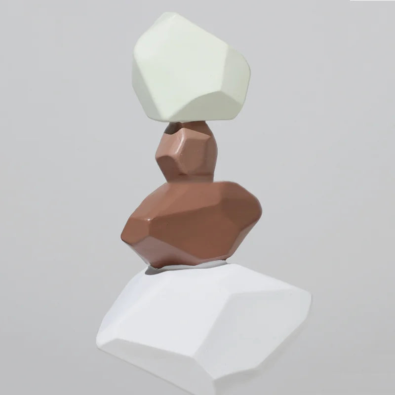 Luxury Ornaments Modern Bedroom Ornament Interior Aesthetic Living Room Figurines Elegant Desk Accessories Home Decorations