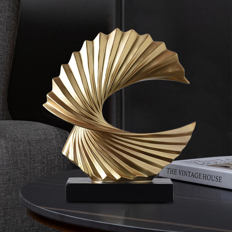 Luxury Figurines Miniatures Decoration Figurines Modern Interior Table Top Creative Sculptures Nordic Aesthetic Home Accessories
