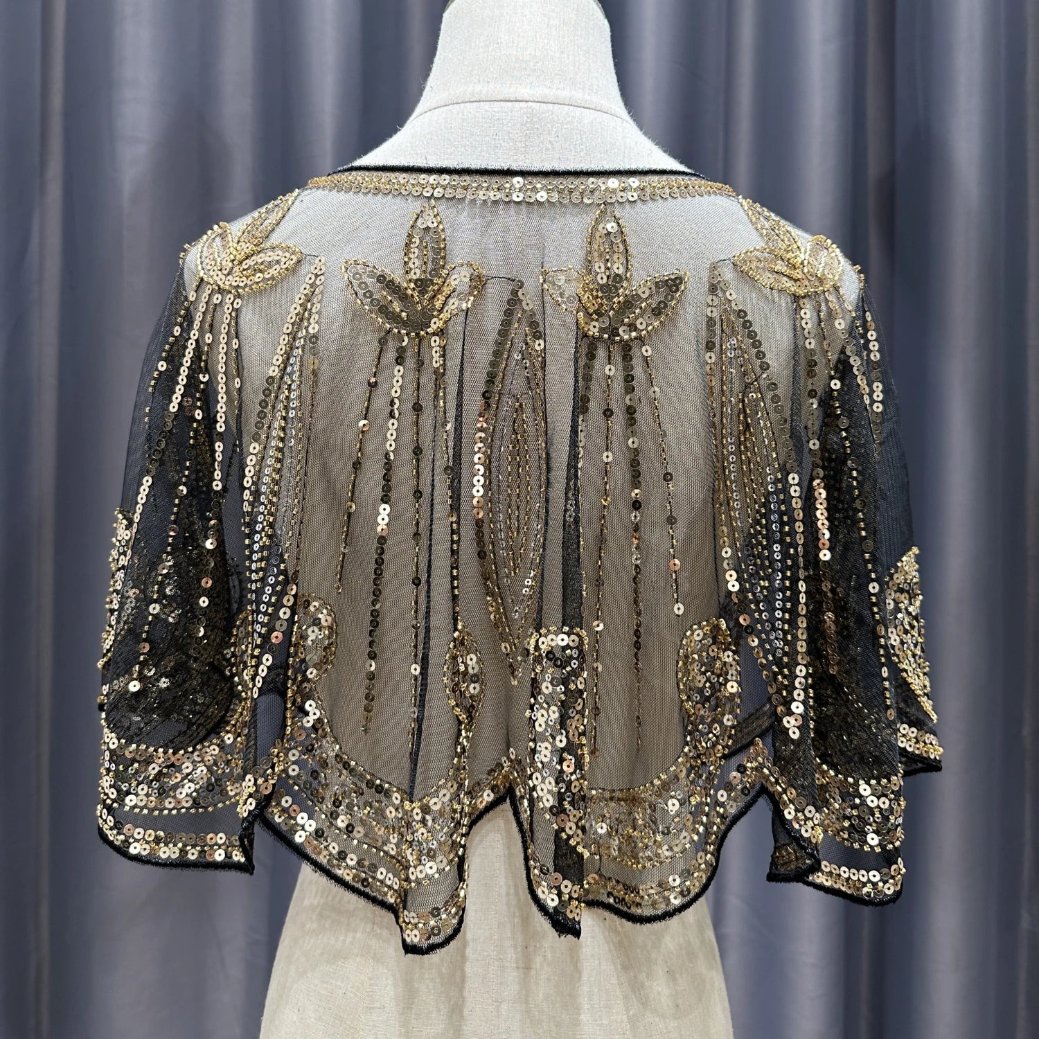 1920s Flapper Shawl with Sparkling Sequins & Lace Overlay - Black Vintage Polyester Mesh Evening Wrap for Weddings,