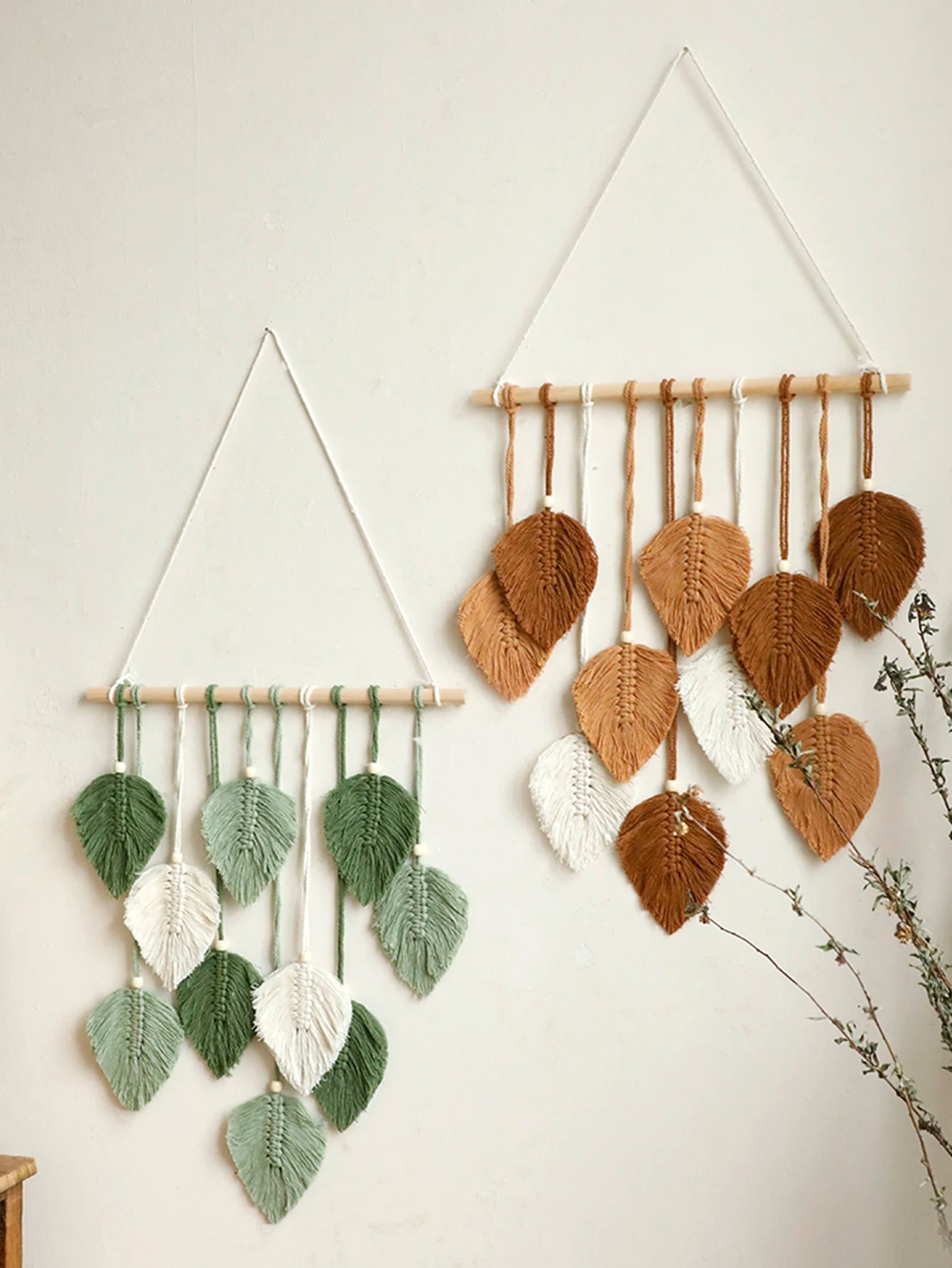 Boho Leaf Macrame Tapestry Woven Wall Hanging Tapestry Home Wall Decor Wood Bead Crafts Bedroom Living Room Decor Aesthetic Gift