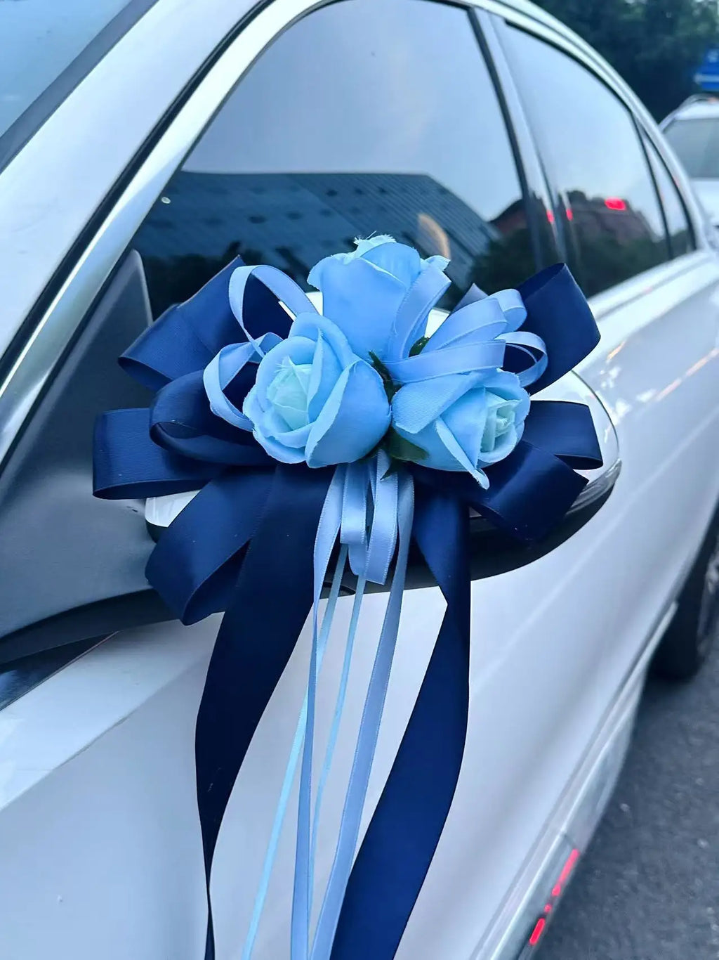 Yannew 4pcs Wedding Car Rearview Mirror Flowers with Ribbon Bow Tie Just Married Auto Door Handle Decoration Aisle Rose Flower
