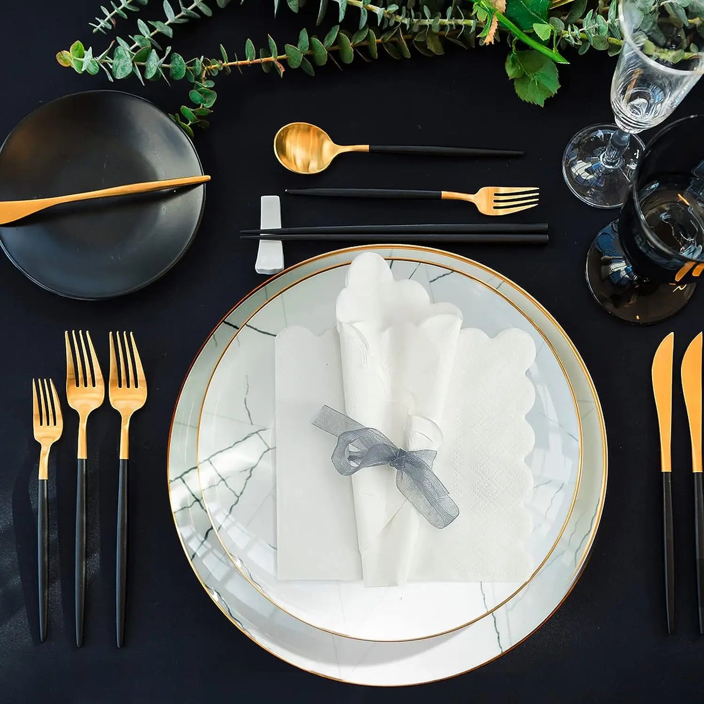 Scalloped Cocktail Napkins 2 Ply Paper Napkins Disposable Party Napkins Beverage Napkins for Wedding Dinner Birthday 5x5Inch