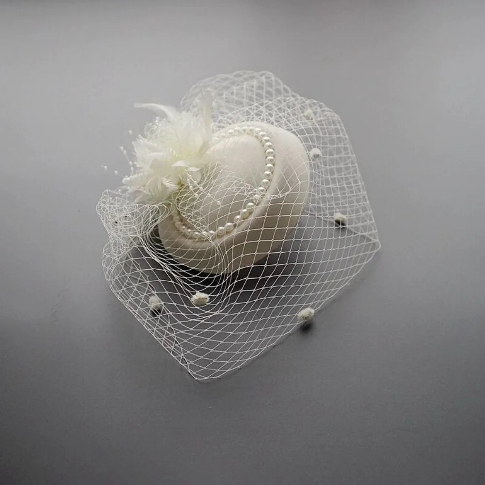 New Elegant Bridal Headwear Vintage Mesh Wedding Veil Hat Temperament Pearl Flower Fascinators Hat For Women
