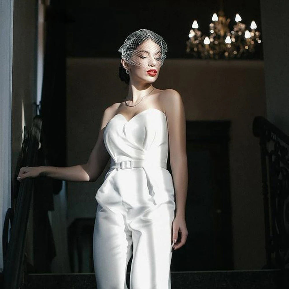 Mini Bridal Veils Blusher Veil Wedding Birdcage Veil with Pearls on the Two Combs Bachelorette Party Accessories VA15