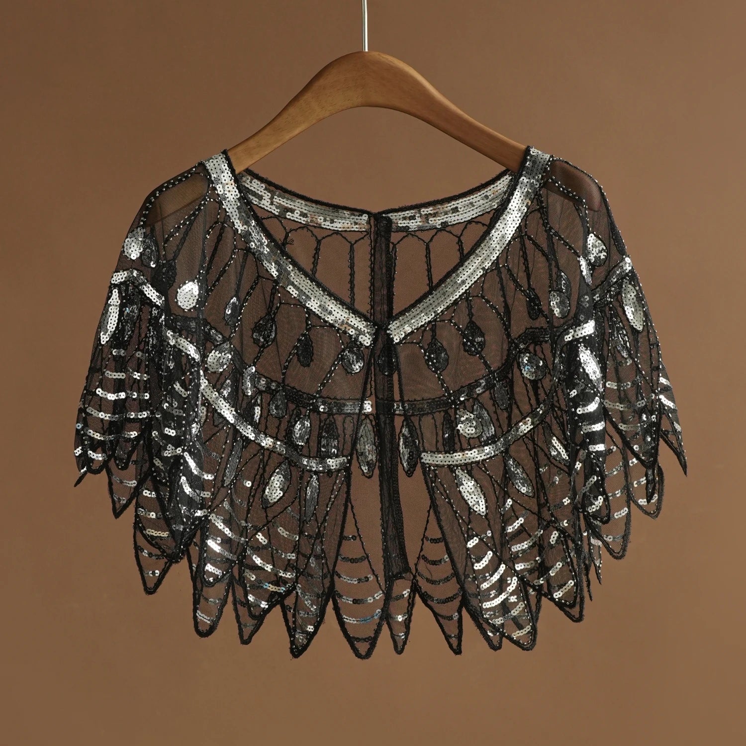 1920s Retro Leaf Beaded Sequin Flapper Shawl Loose Decoration Outerwear Short Cape Evening Party Ladies Cloak Shawl Black