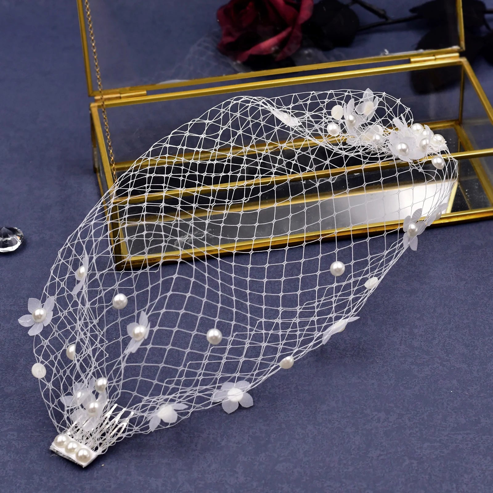 Mini Bridal Veils Blusher Veil Wedding Birdcage Veil with Pearls on the Two Combs Bachelorette Party Accessories VA15