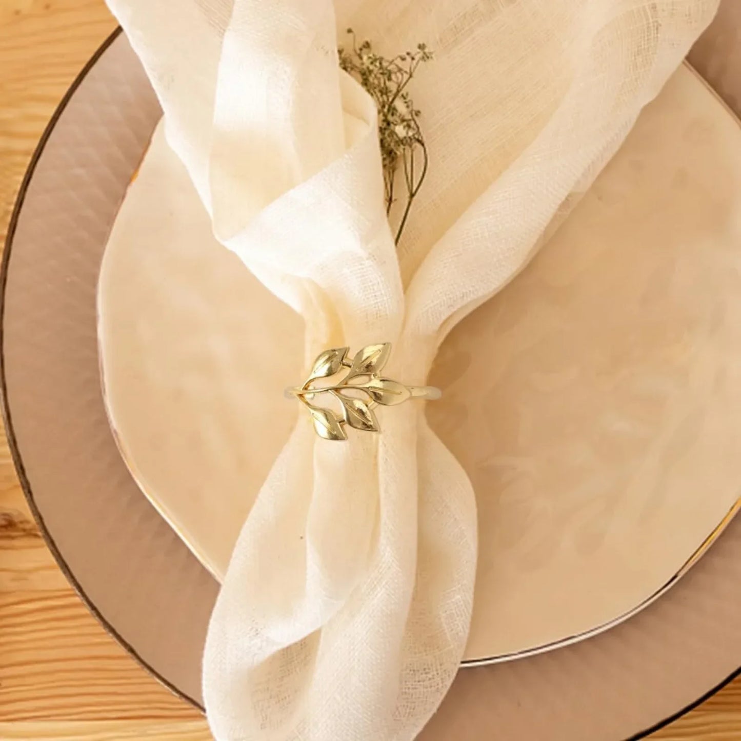 20 Pack Gold Napkin Rings, Reusable Smooth Edge, Easy To Clean, Napkin Buckle for Wedding Party  Table Decoration